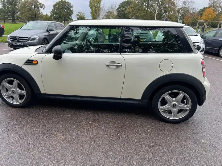 Mini Cooper 2012 photo 4