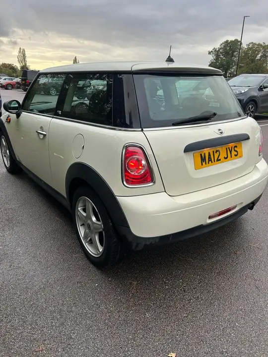 Mini Cooper 2012 photo 3