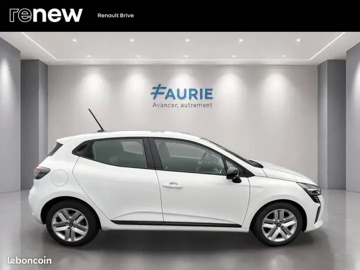 Renault Clio 2023 photo 4