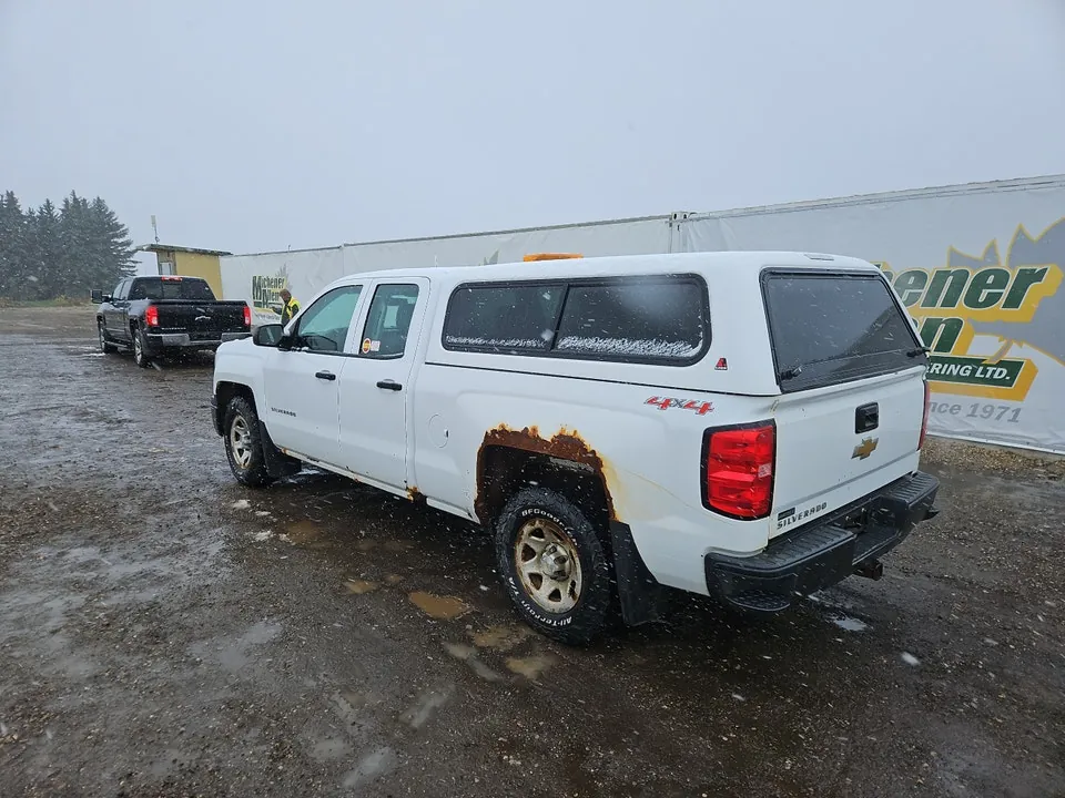 Chevrolet Silverado 1500 2015 photo 2