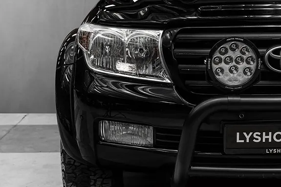 Toyota Land Cruiser 2009 photo 2