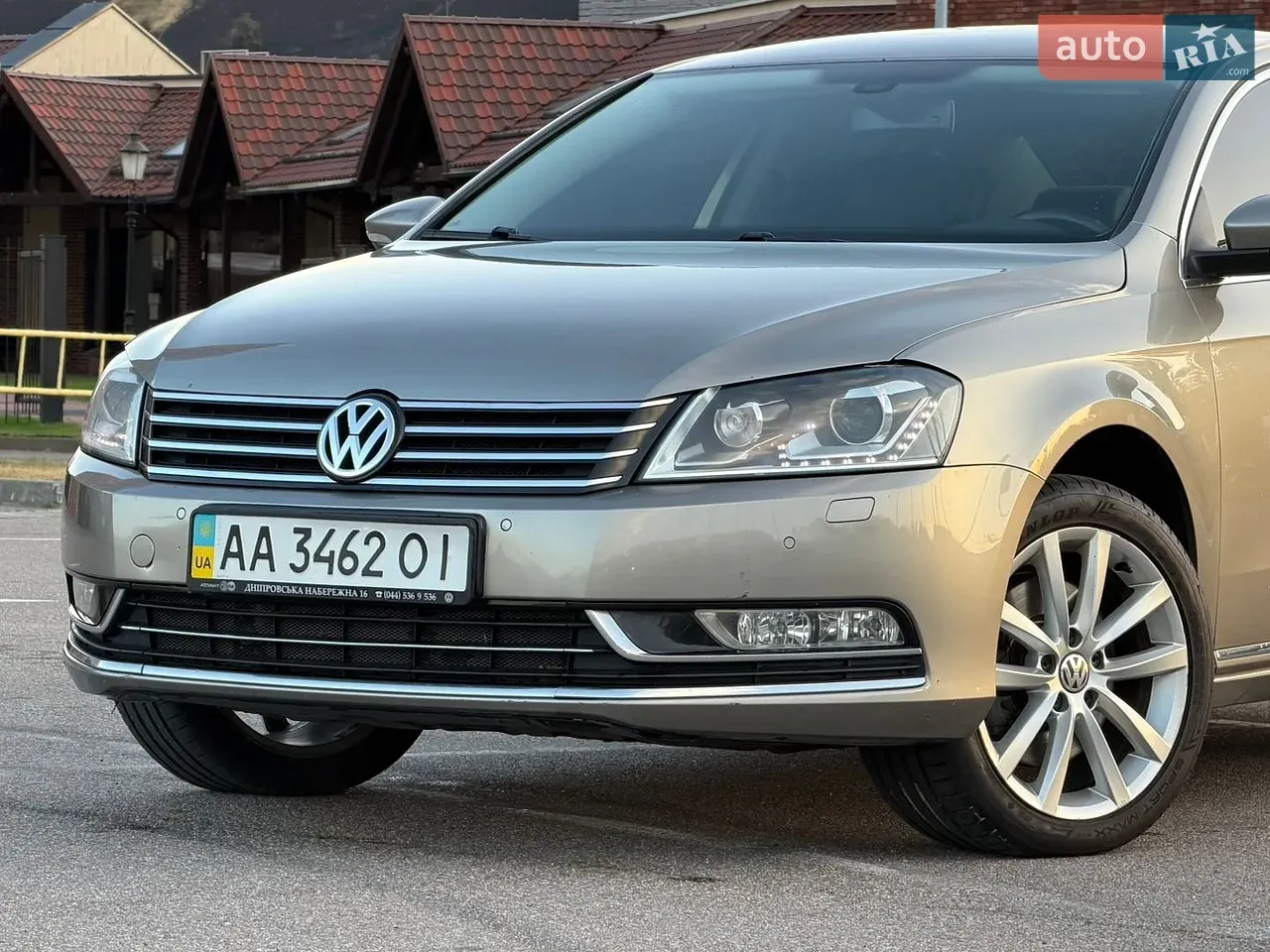 Volkswagen Passat 2013 photo 2