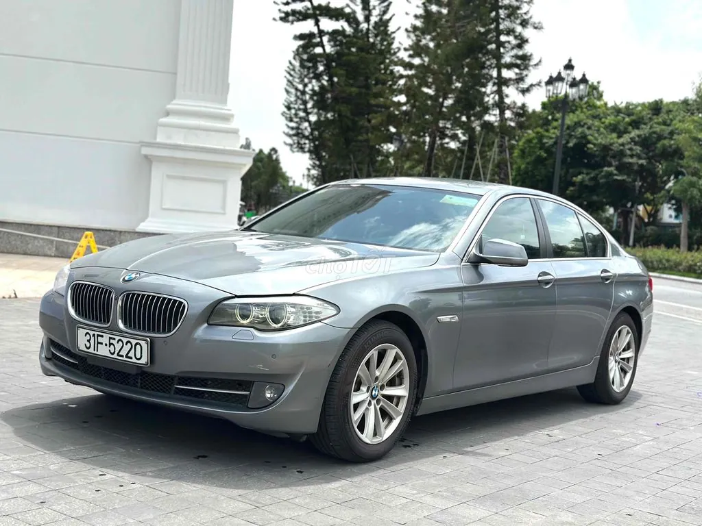 BMW 5 Series 2010 photo 3