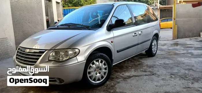 Chrysler Voyager 2004 photo 5