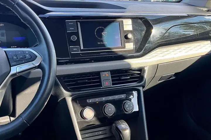 Volkswagen Taos 2024 photo 5