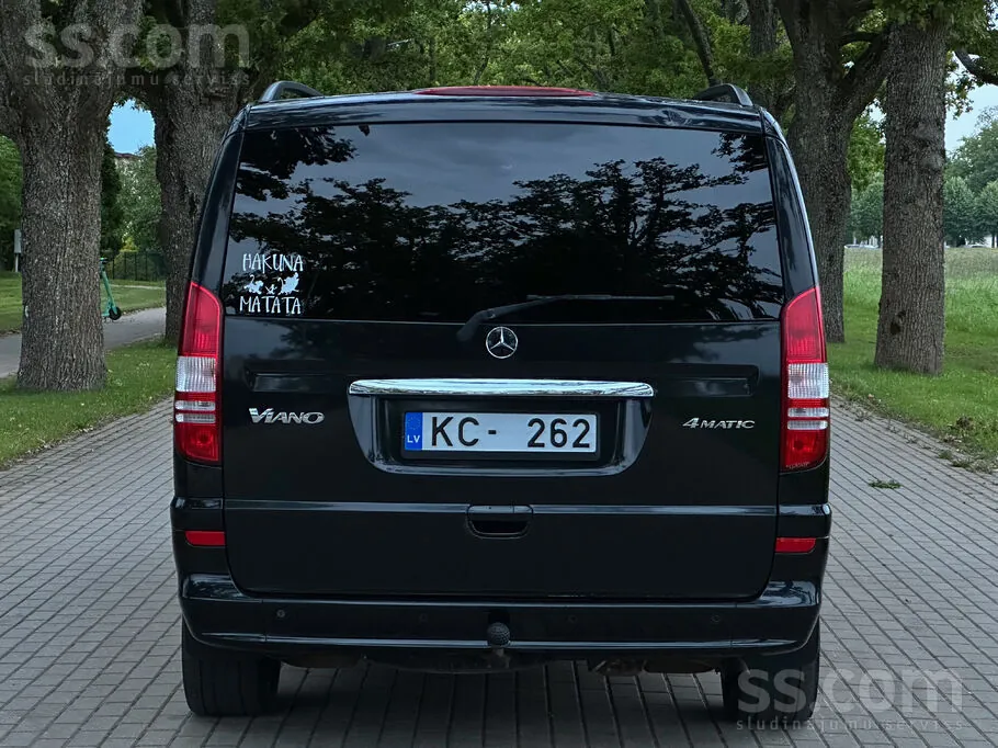 Mercedes-Benz Viano 2012 photo 5