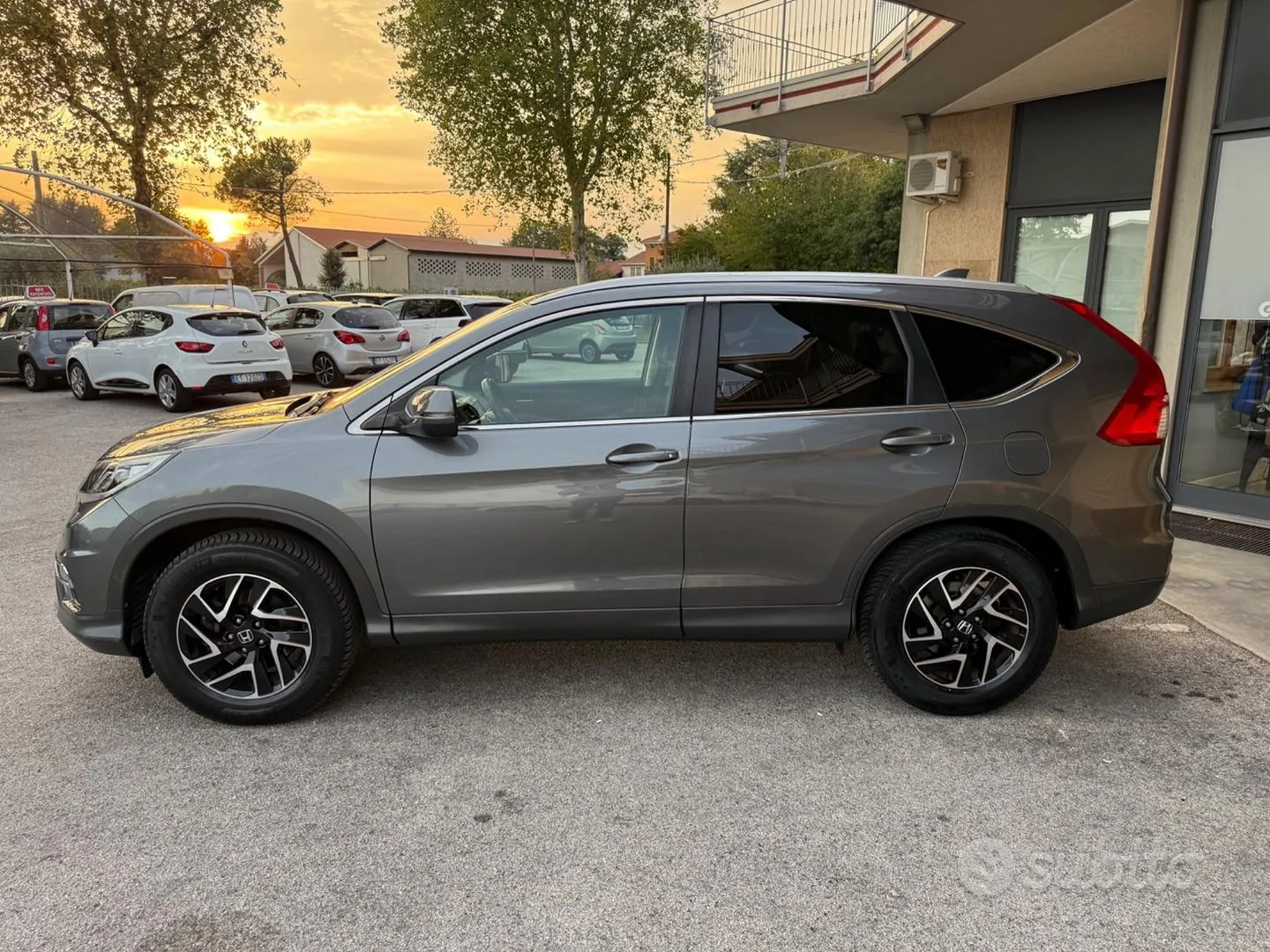 Honda Cr-V 2018 photo 2