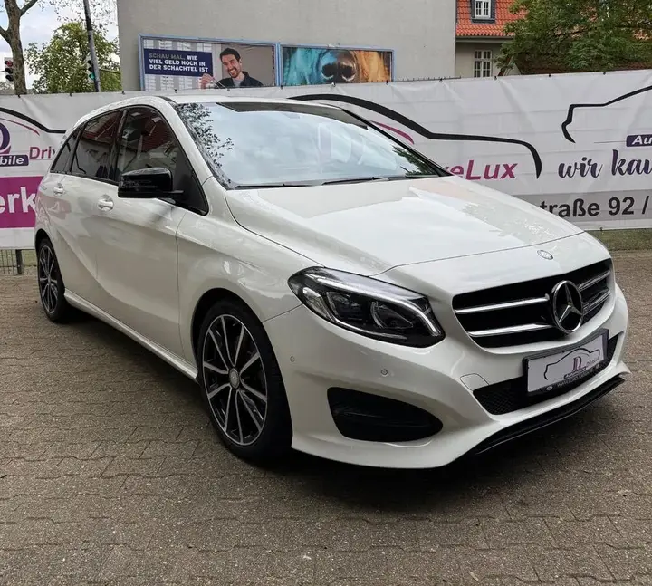 Mercedes-Benz B250