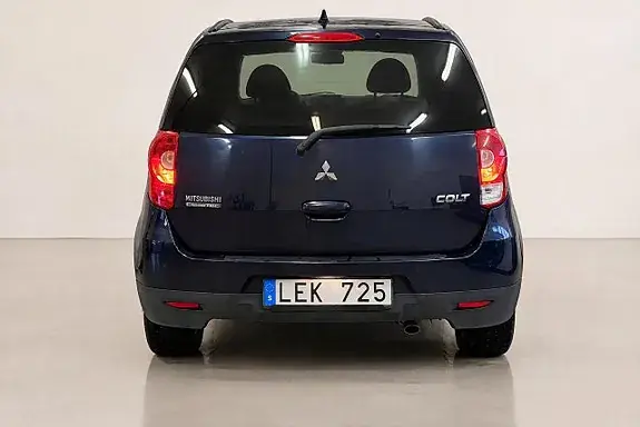 Mitsubishi Colt 2011 photo 5