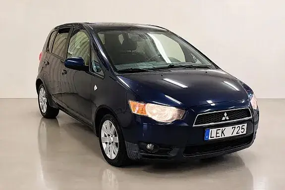 Mitsubishi Colt 2011 photo 3