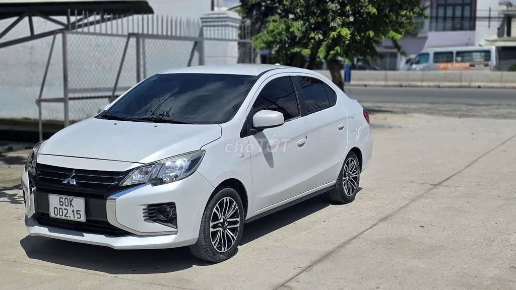 Mitsubishi Attrage 2021 photo 2