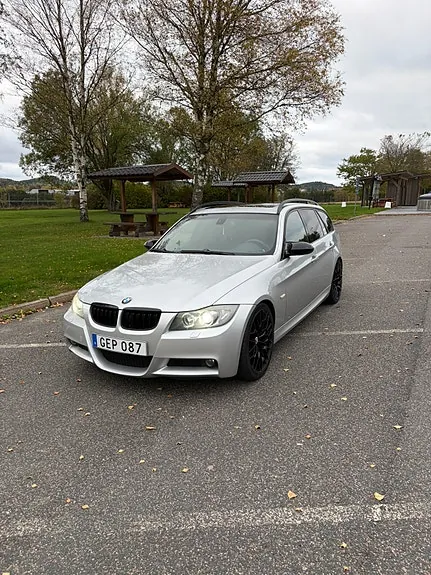 BMW 335I
