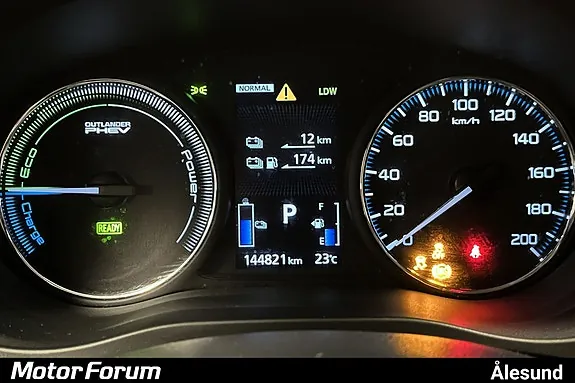Mitsubishi Outlander 2018 photo 5
