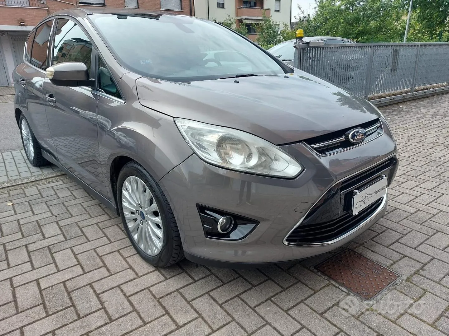 Ford C-Max 2011 photo 5