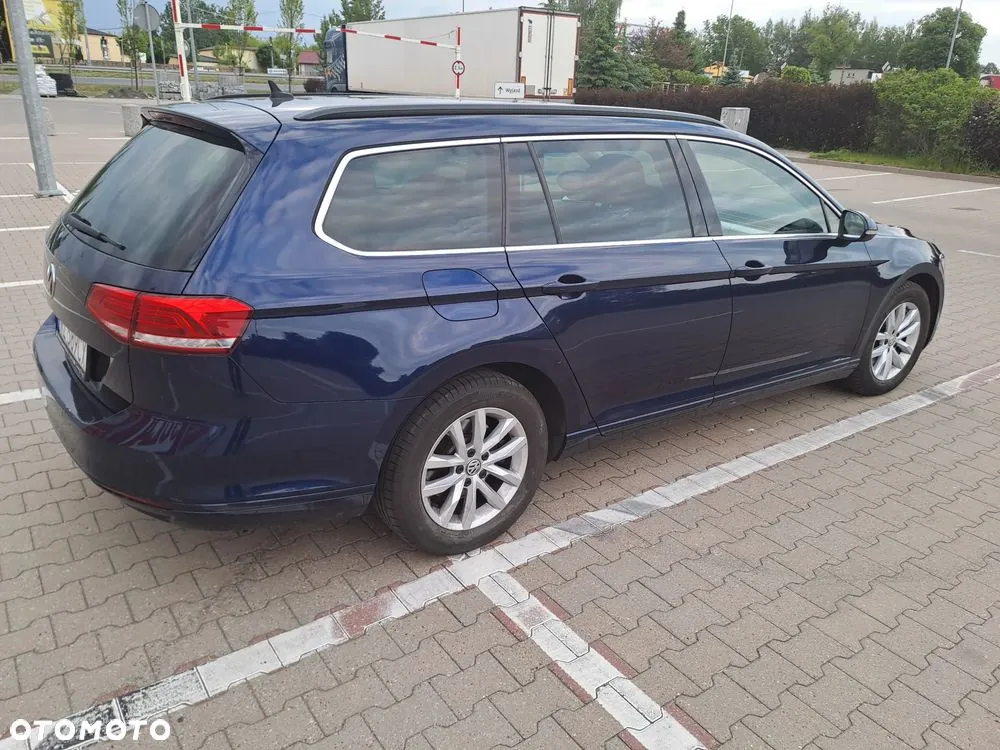 Volkswagen Passat 2018 photo 4