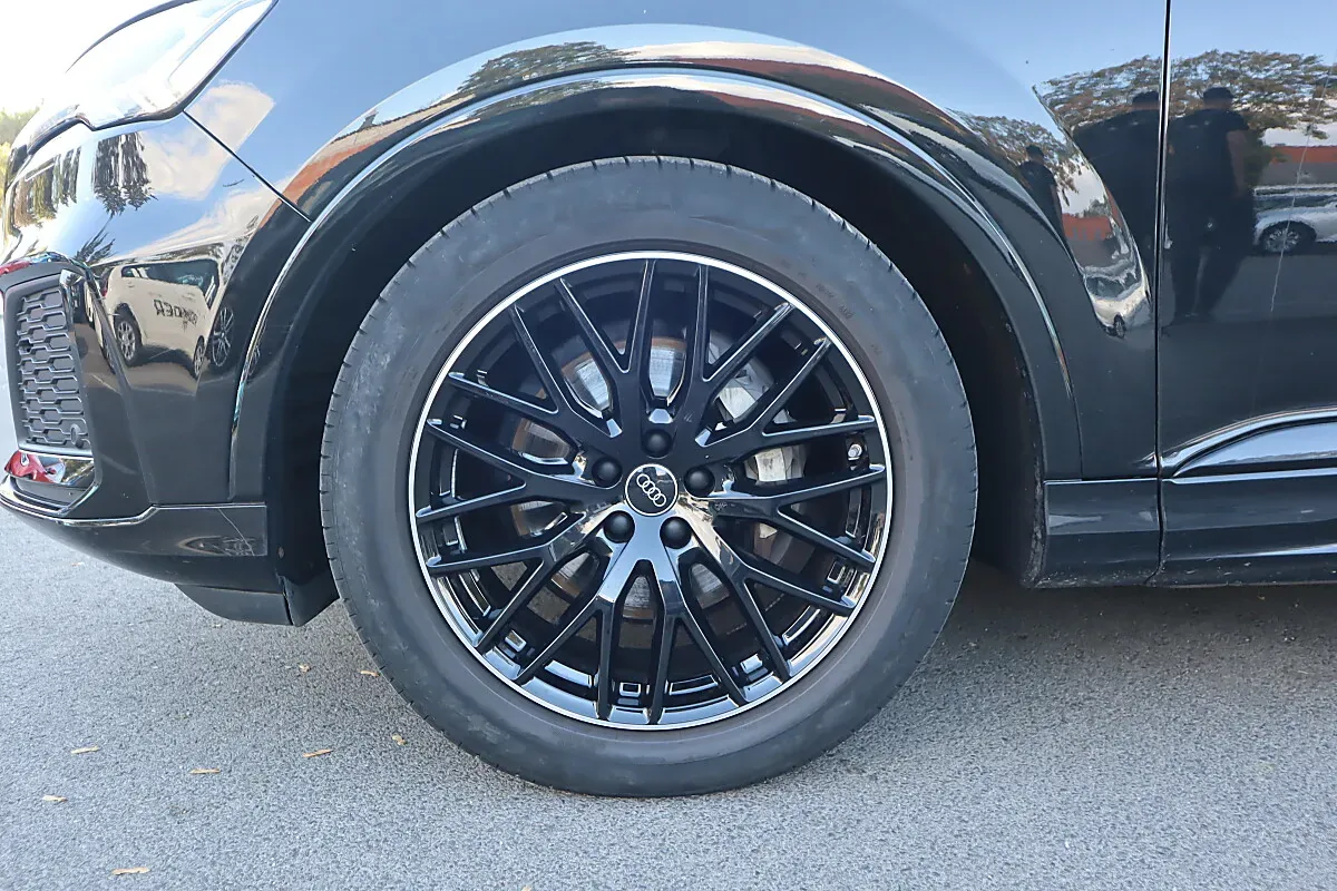 Audi Q7 2022 photo 3