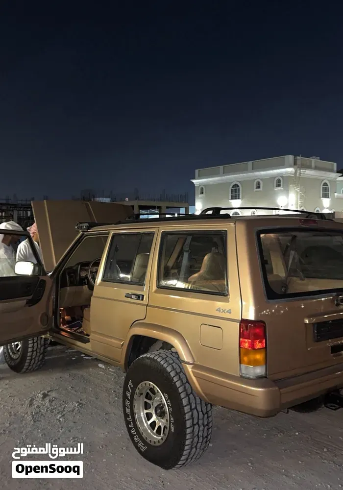 Jeep Cherokee 1999 photo 3