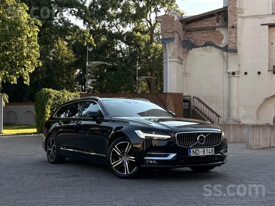 Volvo V90