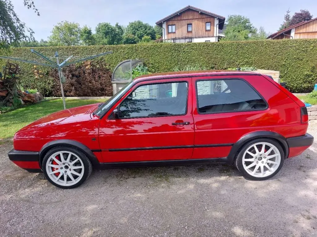 Volkswagen Golf 1990 photo 2