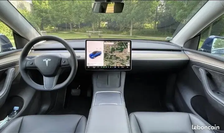 Tesla Model Y 2022 photo 3
