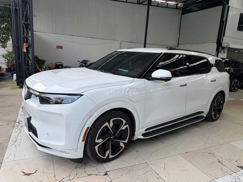 Vinfast Vf9