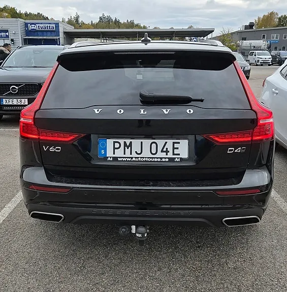Volvo V60 Cross Country 2020 photo 2