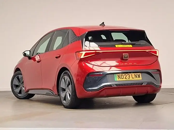 Cupra Born 2023 photo 2