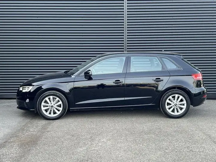 Audi A3 2020 photo 2