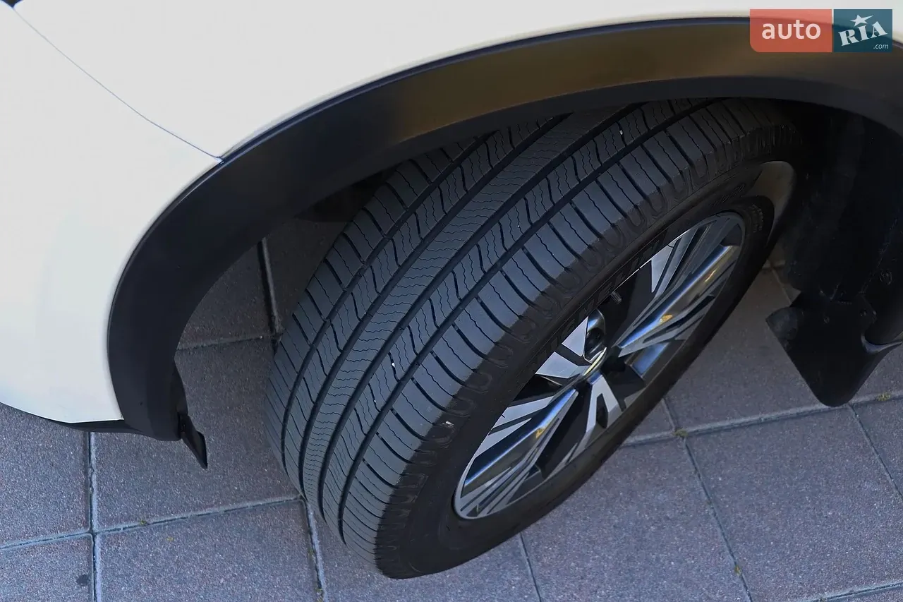 Nissan Rogue 2020 photo 2