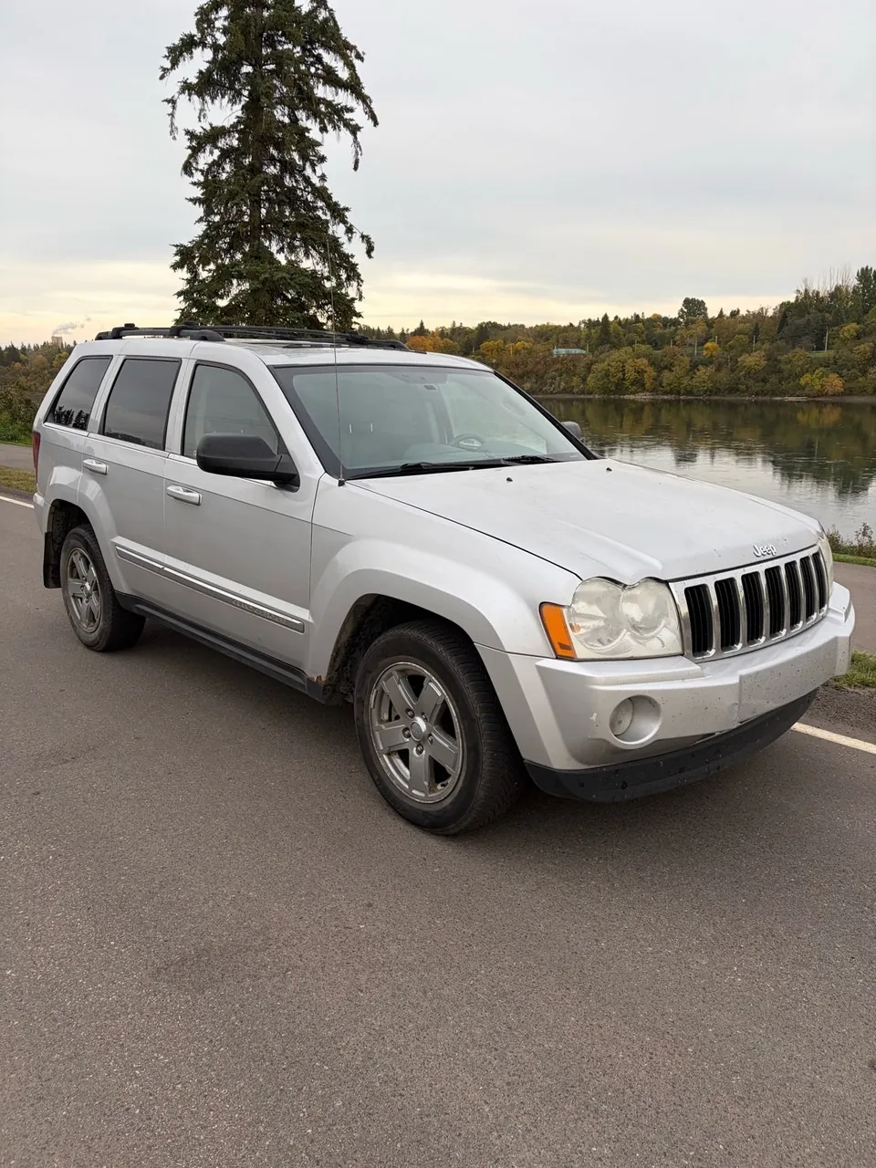 Jeep Grand Cherokee 2005 photo 4