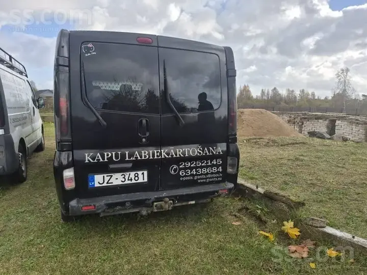 Opel Vivaro 2002 photo 4