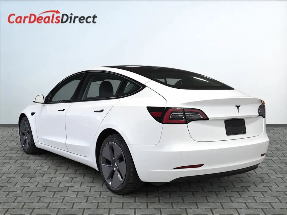 Tesla Model 3 2022 photo 5