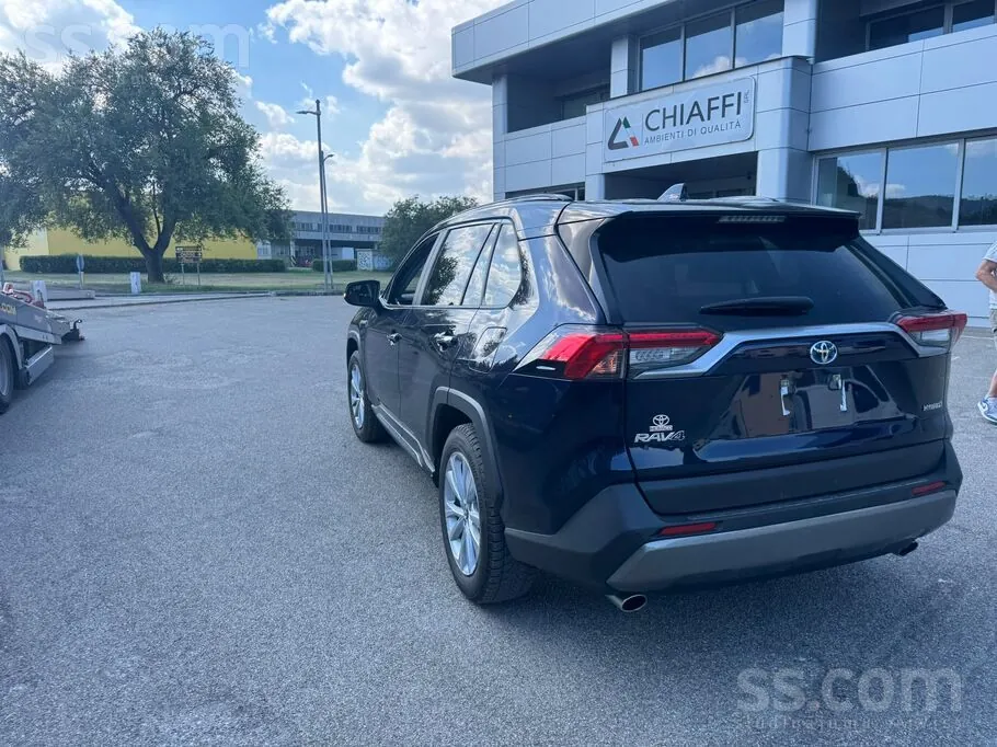 Toyota Rav4 2019 photo 4