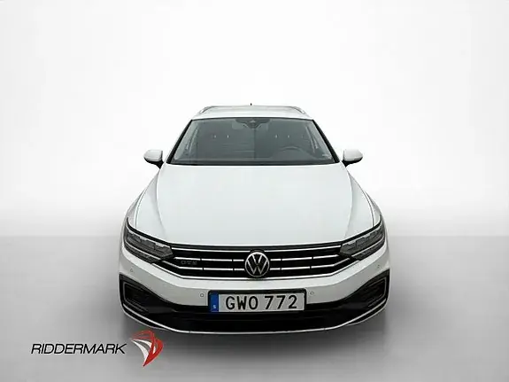 Volkswagen Passat 2021 photo 2