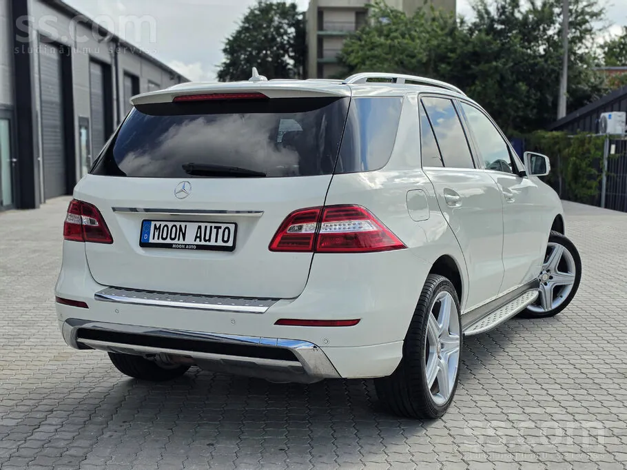 Mercedes-Benz Ml350 2013 photo 2