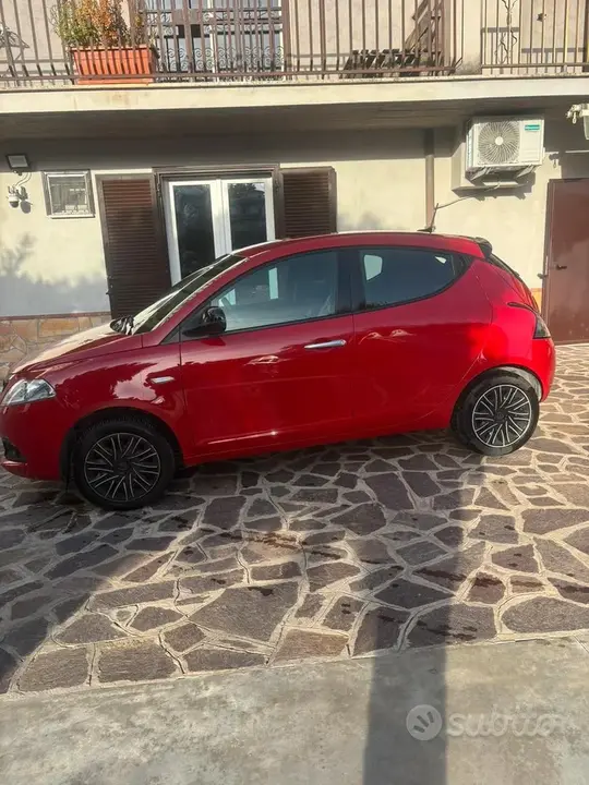 Lancia Ypsilon 2024 photo 3