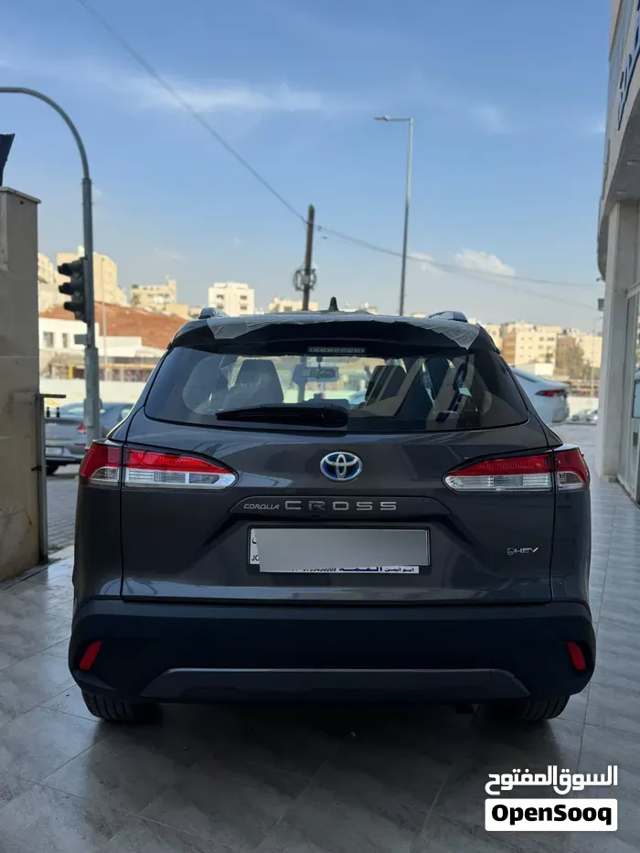 Toyota Corolla Cross 2025 photo 3