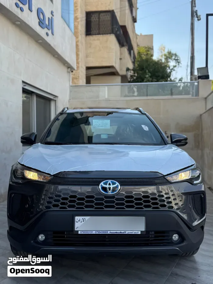 Toyota Corolla Cross 2025 photo 2