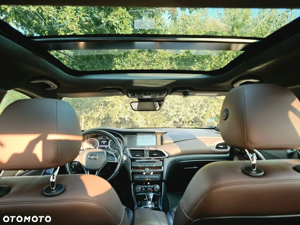 Infiniti Qx30 2016 photo 3