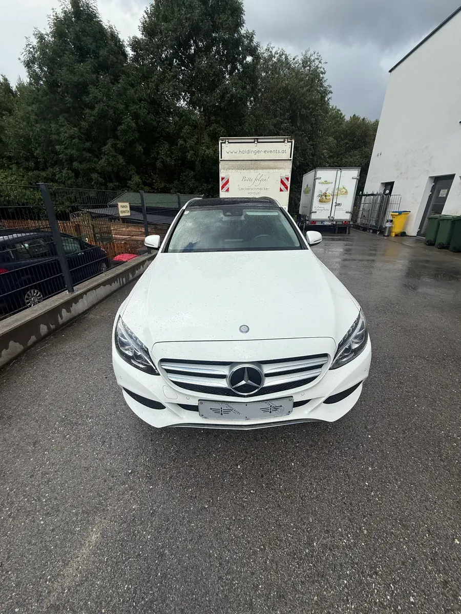 Mercedes-Benz C-Class 2015 photo 3
