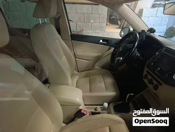 Volkswagen Tiguan 2014 photo 2