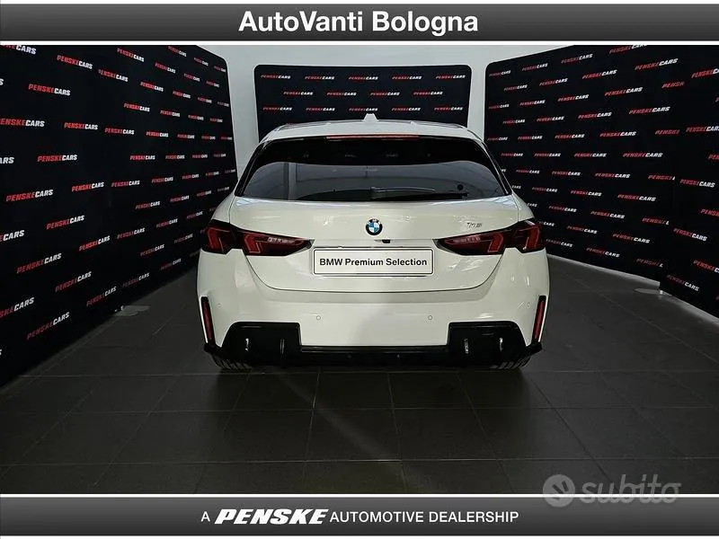 BMW 1 Series 2025 photo 5