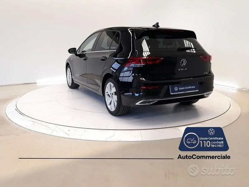 Volkswagen Golf 2024 photo 4