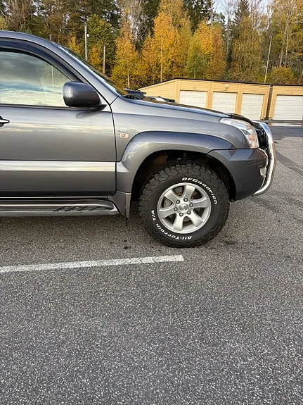 Toyota Land Cruiser 2004 photo 4