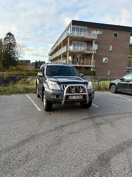 Toyota Land Cruiser 2004 photo 2