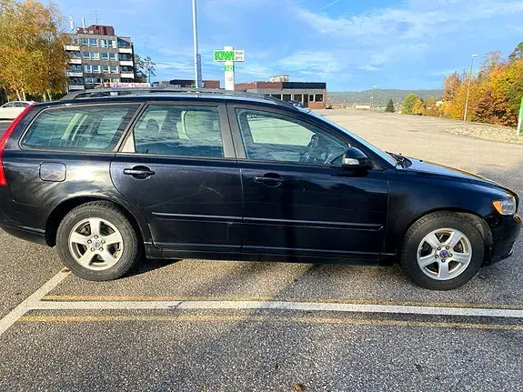 Volvo V50 2009 photo 4