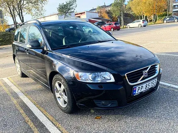 Volvo V50