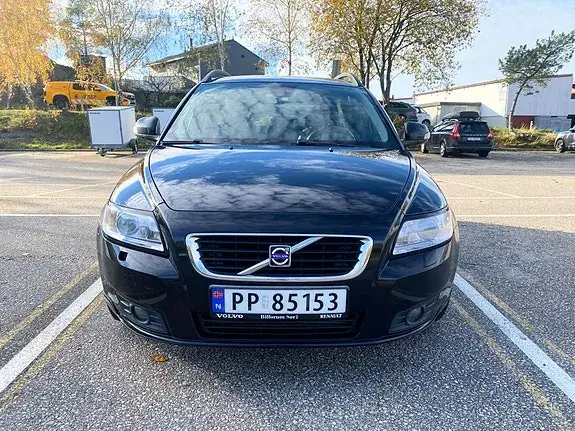 Volvo V50 2009 photo 2