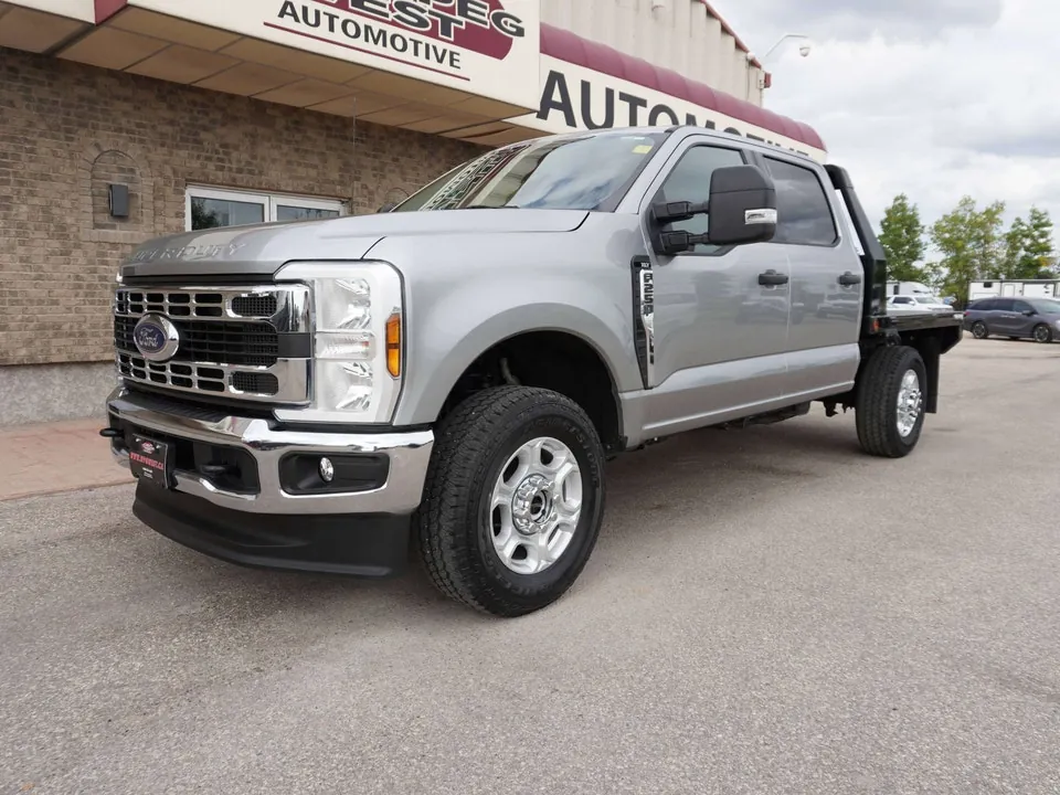Ford F250 2024 photo 3