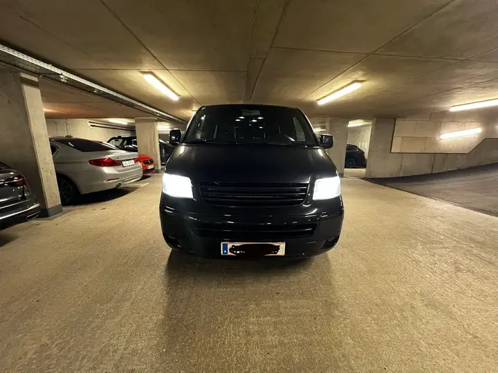 Volkswagen Multivan 2006 photo 3